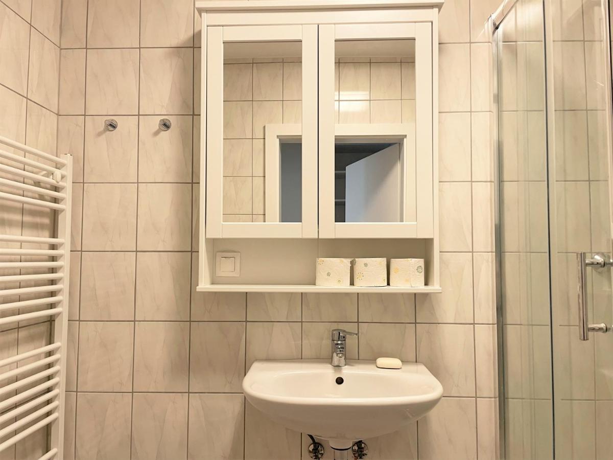 Holiday Suites Sankt Martin Klagenfurt am Woerthersee Exteriör bild